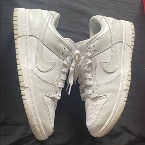 Womens dunk low. Gray and white
